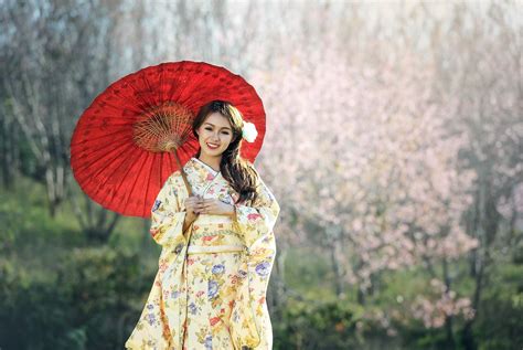 Pernah Dengar Soal Kimono Dan Yukata Yuk Kenali Dua Budaya Populer Di