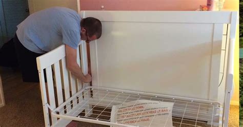 12 Awesome Uses For Old Baby Cribs Diy Everywhere