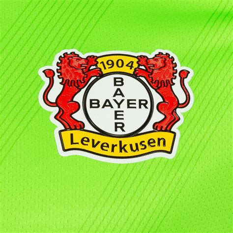 The bayer 04 leverkusen 21/22 jako home jersey is matched with black shorts and red socks. Bayer 04 Leverkusen 2020-21 GK Kit