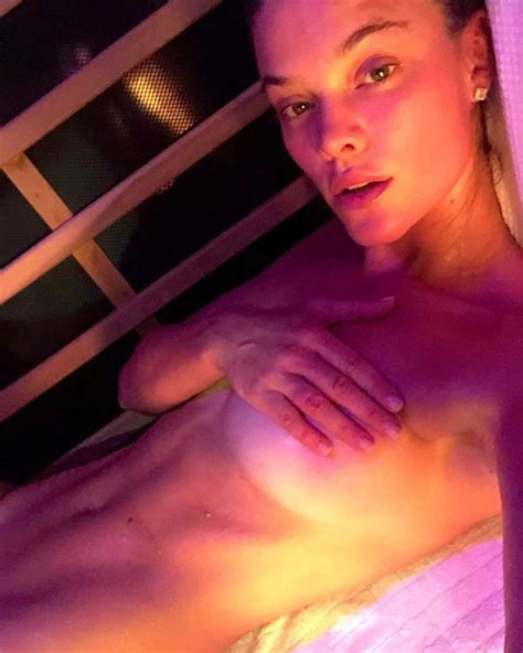 Nina Agdal Nude Photos And Videos TheFappening