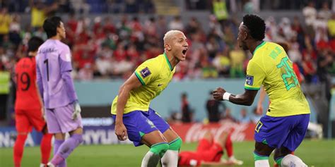 copa mundial qatar 2022 brasil richarlison y su inexplicable encuentro con ronaldo bailaron