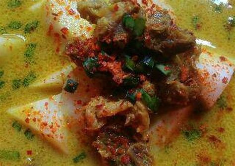 Empal asem mirip dengan empal gentong tetapi tanpa santan dan kunyit. Resep Empal gentong cirebon oleh Ma'ul Maria Ulfa - Cookpad