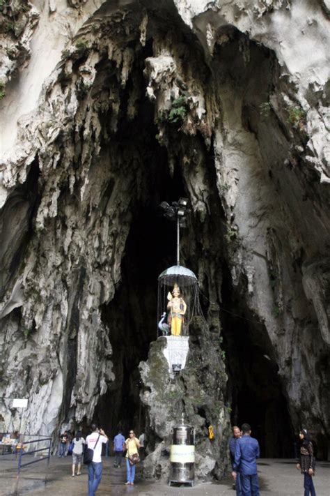 Citibank, damansara perdana, pj 16 km. Batu Caves, popular tourist attraction with 3 main caves ...