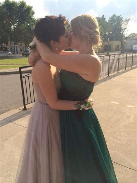 Pin By Bruene Gussie On Lesbian Prom Prom Cute Lesbian Couples Prom