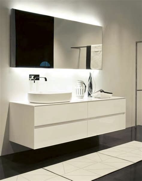 LED indirekte Beleuchtung für ein exklusives Badezimmer