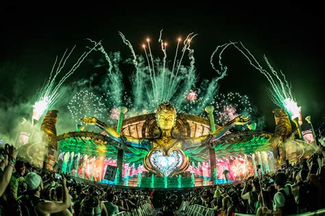 Watch The Edc Live Stream 2017 Day 2 Your Edm