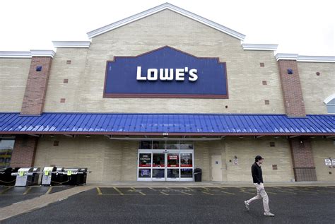 Lowe's to hold open interviews for 950 seasonal jobs - WISH-TV