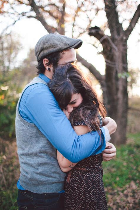 Cute Couple Hug For Mobile Wallpapers High Resolution Hug Pic Couple