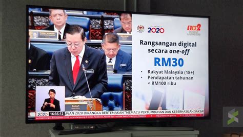 Grab vs touch 'n go vs boost. e-Tunai Rakyat: Anda Dapat RM30, Kerajaan Dapat Lebih ...