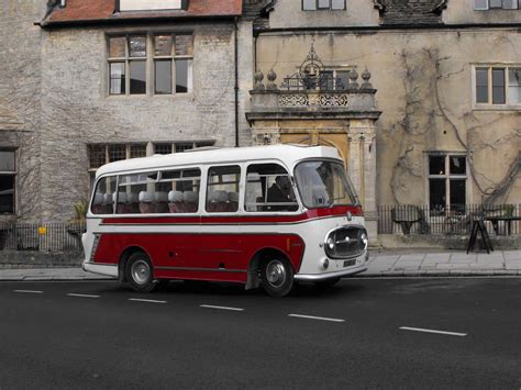 Bedford J2 UVE 593K