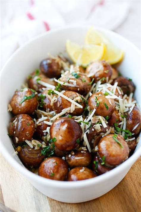 Trim the ends, slice and place in a large bowl. Garlic Herb Sauteed Mushrooms | Easy Delicious Recipes
