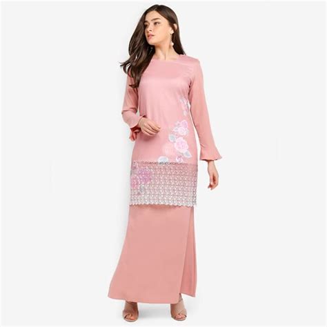 Women Malaysia Baju Kurung And Baju Melayu Printing Pink Jubah Kebaya