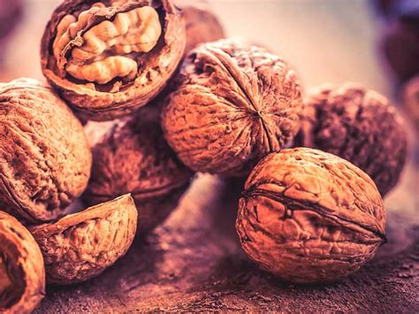 Understanding Tree Nut Allergies Symptoms Treatment And More