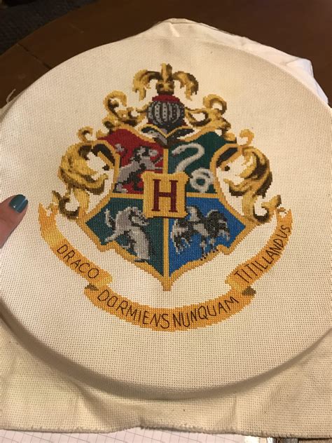 272 Best Hogwarts Crest Images On Pholder Cross Stitch Harrypotter
