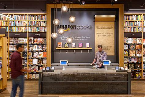 Amazon Is Opening A Physical Bookstore In New York City In 2017 The Verge