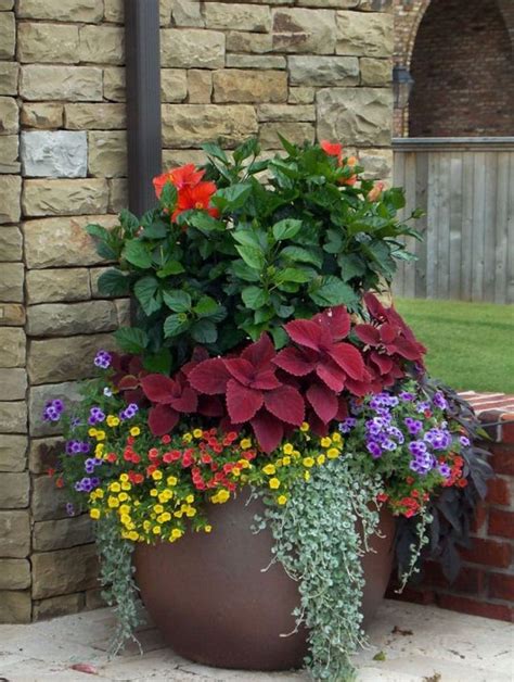 67 Best Front Door Flower Pot And Porch Planter Ideas In 2023