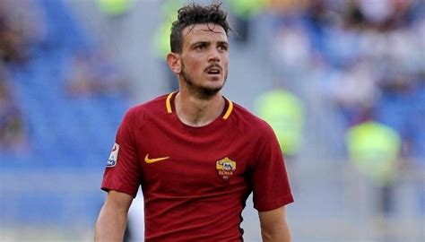 Alessandro florenzi, ita, italy mnt. Florenzi's Match-Issued 2017/18 Roma Shorts - CharityStars