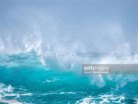Ocean Wave Crest Photos And Premium High Res Pictures Getty Images