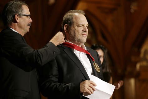 Queen elizabeth and harvey weinstein met in 2004 at a reception for the dramatic arts held in. A Harvard Dean Is Defending Harvey Weinstein Now