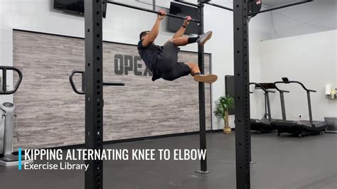 Kipping Alternating Knee To Elbow Youtube