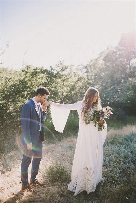 Insanely Beautiful Wedding Photos Youll Want To Do Yourself