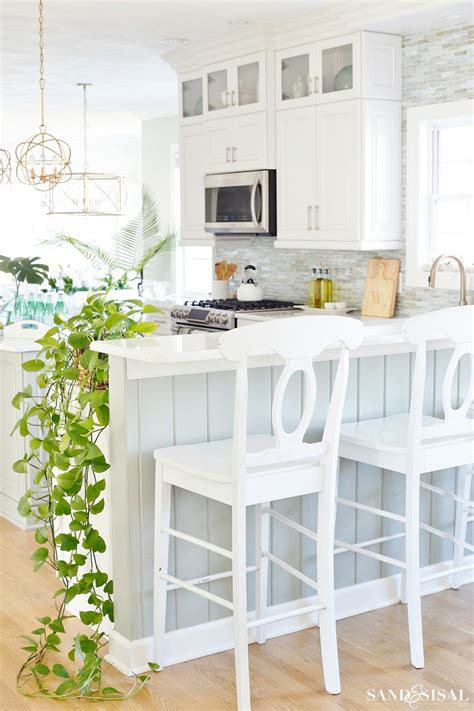 I hope you enjoyed this video about accessorizing a kitchen! Coastal Kitchen Decorating Ideas for Spring - Sand and SIsal