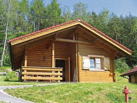 Dadurch ist der entschluss alleine zu leben nicht unbedingt in stein gemeißelt und ein singlehaus kann durchaus in ein einfamilienhaus umgewandelt werden. HomeToGo ist eine Suchmaschine für Ferienunterkünfte ...