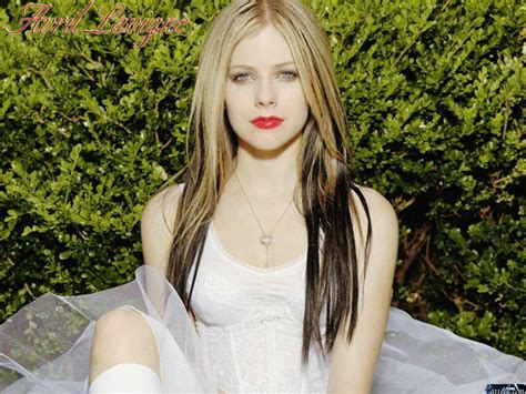 Avril Lavigne Avril Lavigne Wallpaper 20944746 Fanpop