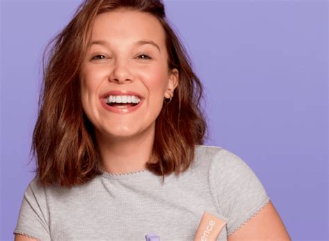 Official page for millie bobby brown. Millie Bobby Brown is beállt a sorba: saját sminkmárkát ...