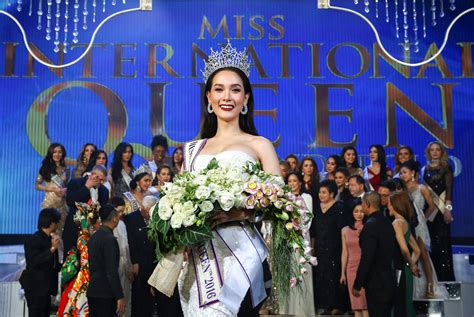 Thai Contestant Crowned Miss International Queen In Transgender Pageant Gma News Online