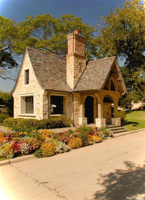 However, you can work on some special and trending. 60+ Beautiful Small Cottage House Exterior Ideas - Page 42 ...