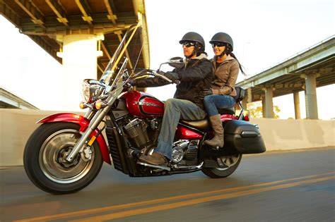 Size 298 mm (11.7 inches) at the front and single disc. YAMAHA V Star 1300 Tourer specs - 2012, 2013 - autoevolution