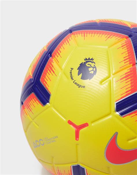 Laliga presented their new puma ball for the 2019/20 season using several of the biggest names in antoine griezmann, samuel umtiti and luis suarez all danced on the streets with the ball during the. Nike Merlin 2018-19 Premier League, La Liga and Serie A ...