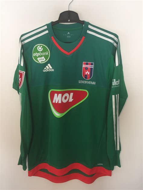 Mol fehérvár fc live score (and video online live stream*), team roster with season schedule and results. MOL Fehérvár FC Goalkeeper football shirt 2015 - 2016 ...