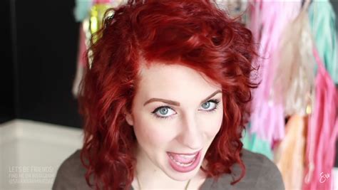 Savannah K Wallace Red Hair Garnier Light Intense Auburn Coiffure