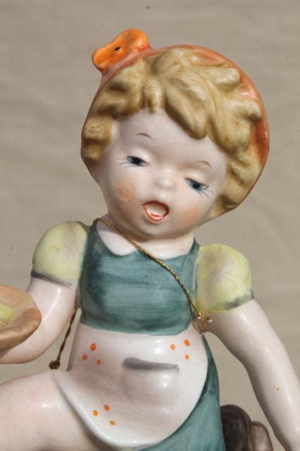 Average rating:4.6out of5stars, based on19reviews19ratings. vintage music box, Hummel style little child ceramic goose ...