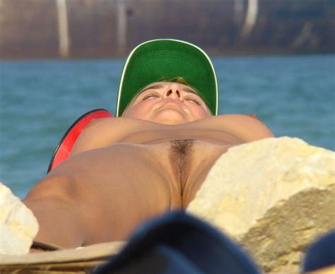 Naked Sunbathing Porn Sex Photos