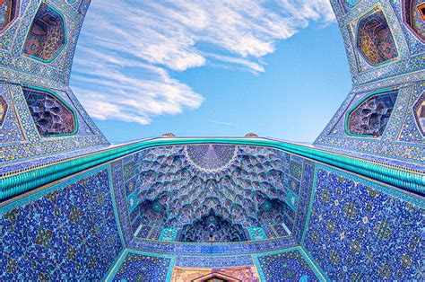 Stunning Photographs Captured Historic Iranian Mosques And Palaces