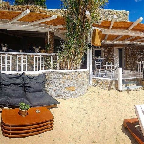 Agia Anna Beach Bar And Restaurant In Mykonos Island Agia Anna Beach