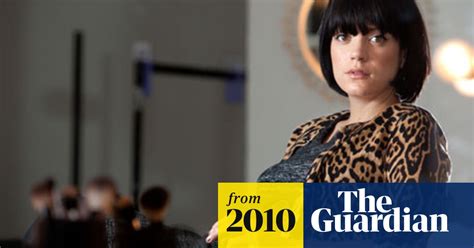 Lily Allen Takes Legal Action Over Mail Online Article Daily Mail