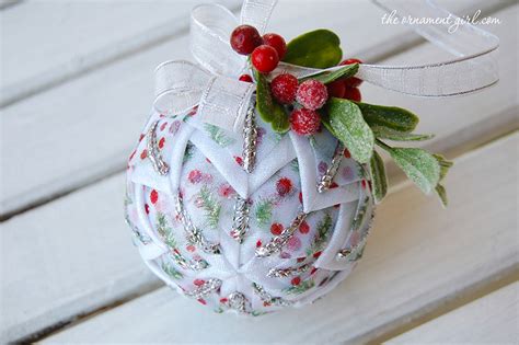 Maybe you would like to learn more about one of these? 7 Ideas for your Handmade Christmas Ornaments. - The ...