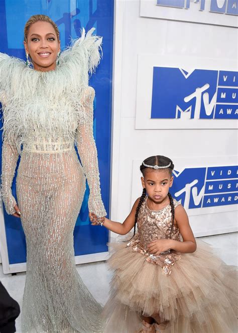 Beyonce Steps Out With Daughter Blue Ivy Picture Beyonce Through The Years Abc News