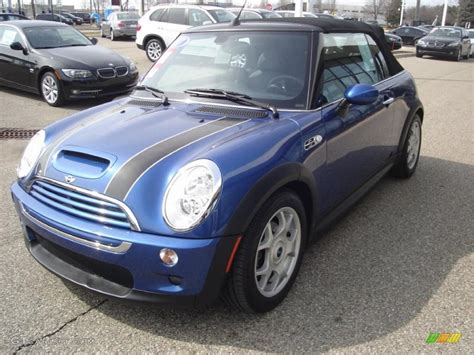 2007 Lightning Blue Metallic Mini Cooper S Convertible 46869574 Photo