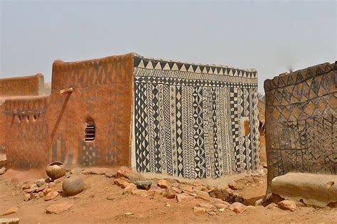 Gurunsi Earth Houses Of Burkina Faso