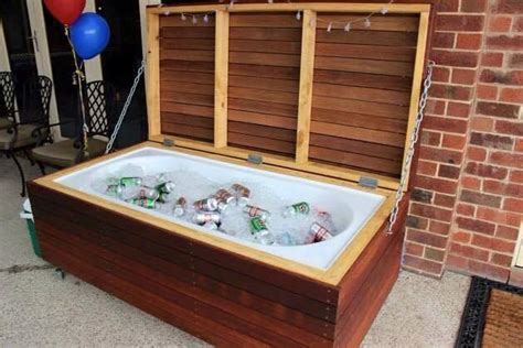 See more ideas about old bathtub, bathtub, clawfoot tub. 11 Creative Uses For Old Bathtubs | Diy bathtub, Old ...