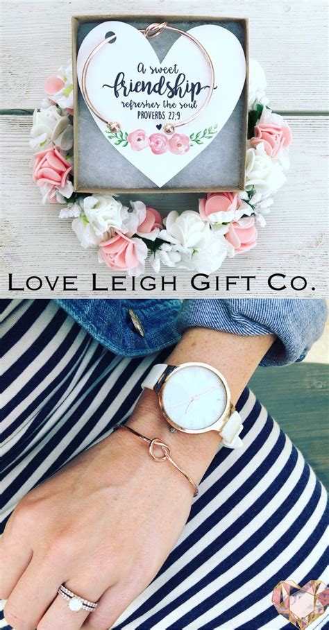 We researched the best wedding gifts at all different price points. Best Friend Knot Bangle Floral Heart Card | Best friend ...