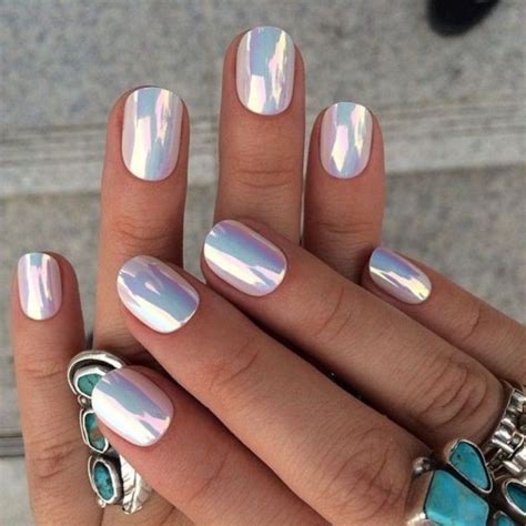 31 Elegant Holographic Nail Art Designs Koees Blog Chrome Nails