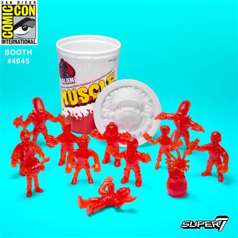 The Blot Says Sdcc 2017 Exclusive Alien And Aliens Muscle