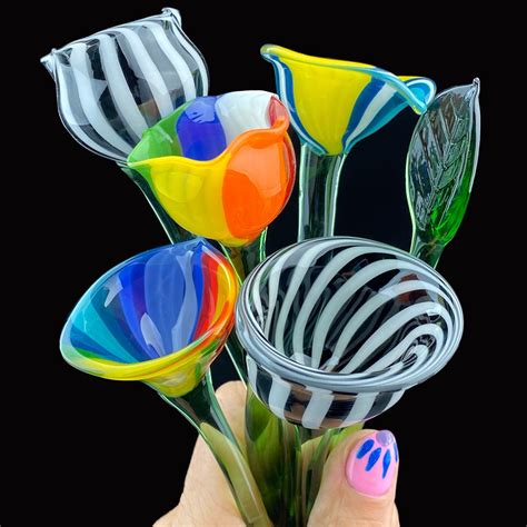 Blown Glass Flowers Glass Art Flowers Custom Design Flower Etsy In 2021 Glass Blowing Glass
