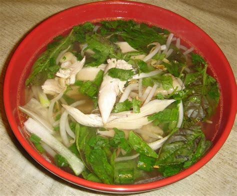 In a medium pot over high heat, add broth and ginger and bring to a boil. Việt Mỹ Life - Vietnamese-American Life: Pho Ga made easy ...